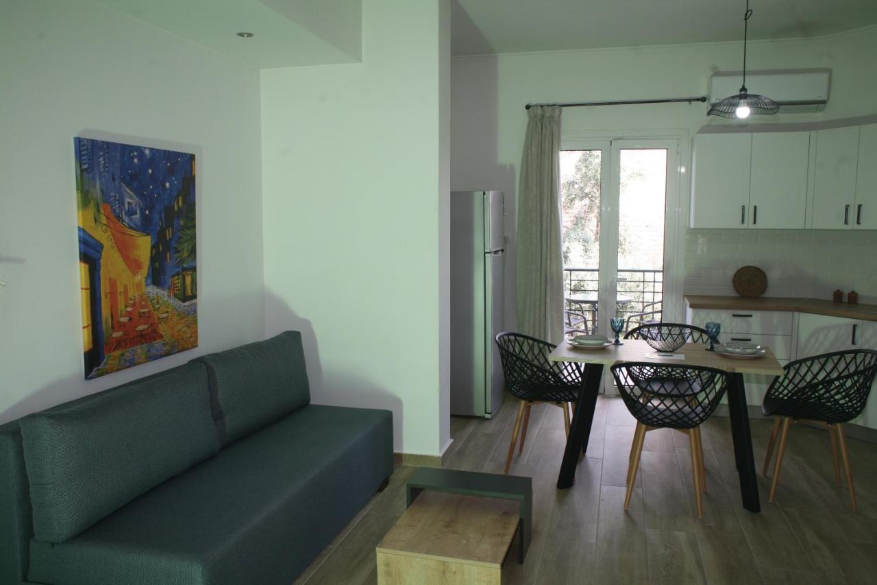 Aeraki House *