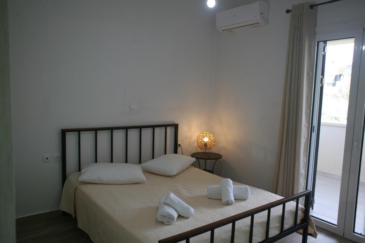 Aeraki House *